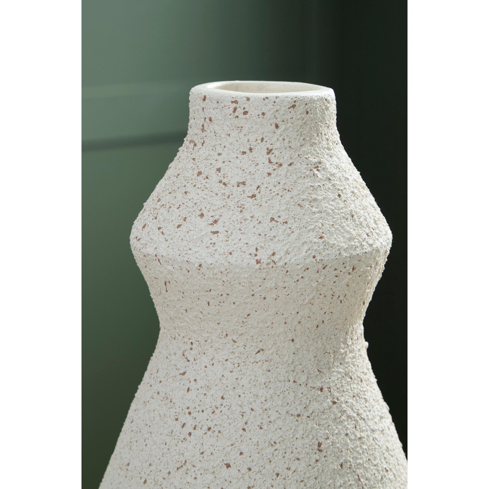 Signature Design by Ashley Dawthorne A2000851 Vase - American Furniture of Slidell