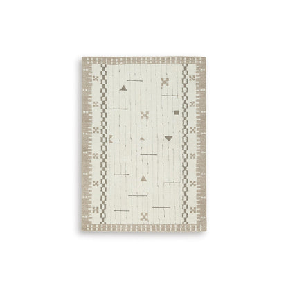Signature Design by Ashley Dot R407652 Medium Rug - American Furniture of Slidell
