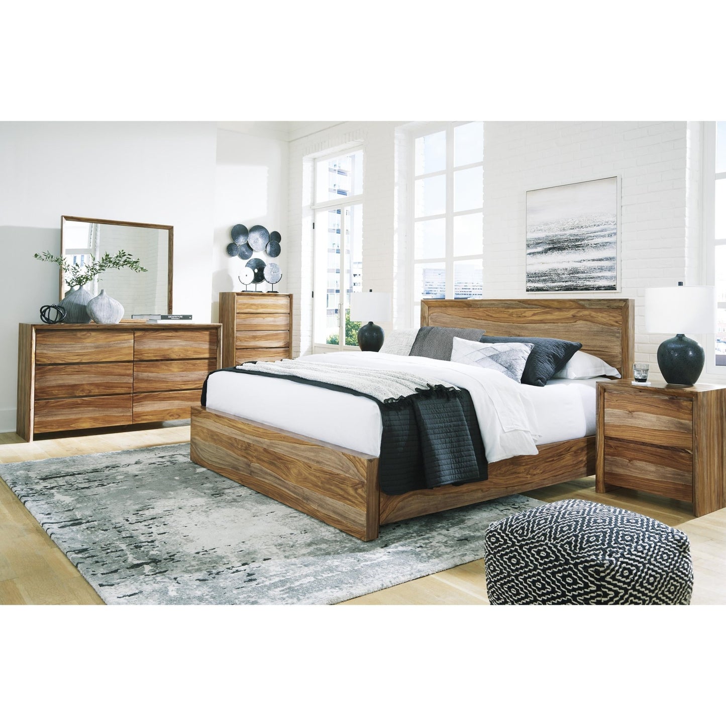 Signature Design by Ashley Dressonni B790B4 King Panel Bed - American Furniture of Slidell
