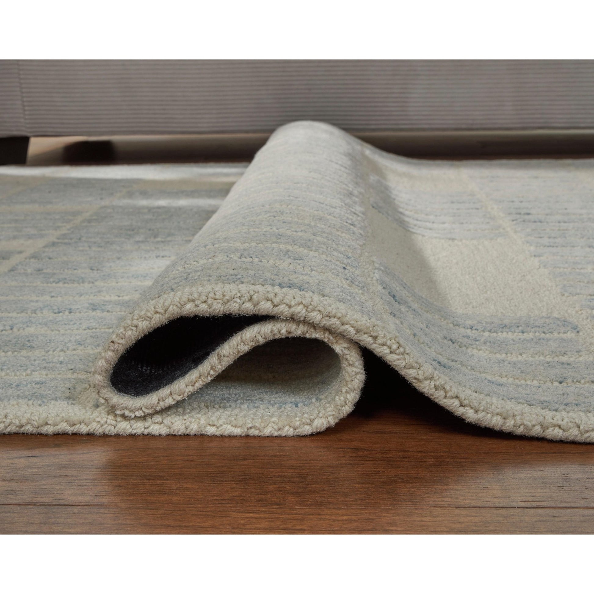 Signature Design by Ashley Dylanton R407812 Medium Rug - American Furniture of Slidell