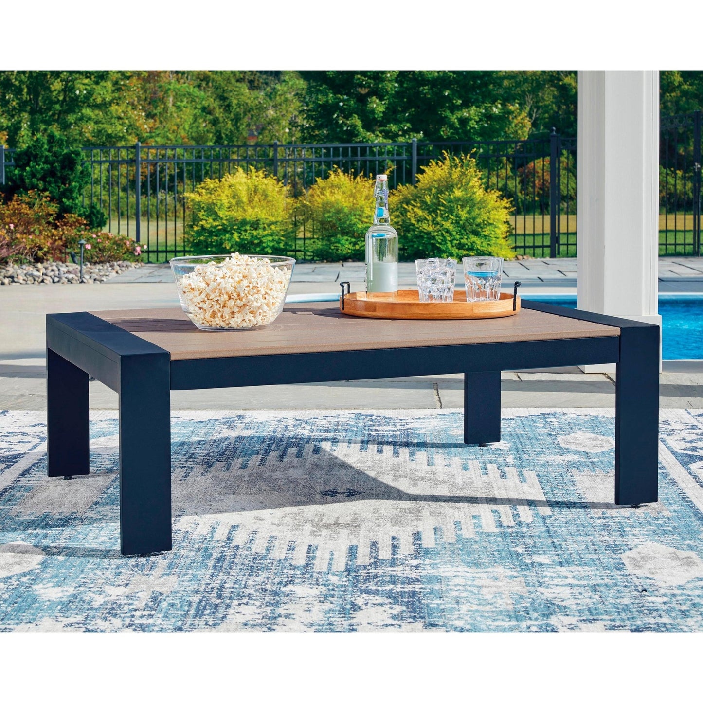 Signature Design by Ashley East Beach PCP587 - 701 Rectangular Cocktail Table - American Furniture of Slidell