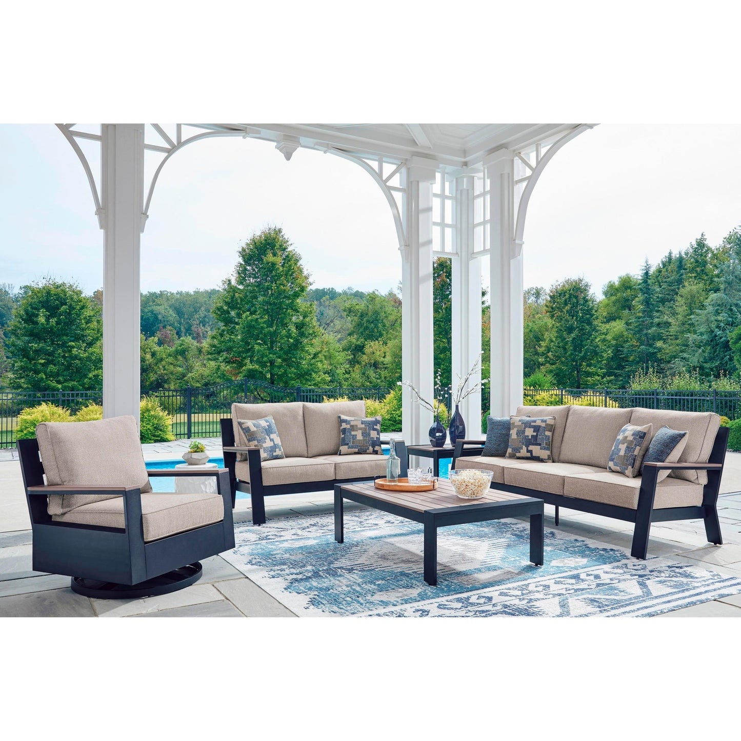 Signature Design by Ashley East Beach PCP587 - 701 Rectangular Cocktail Table - American Furniture of Slidell