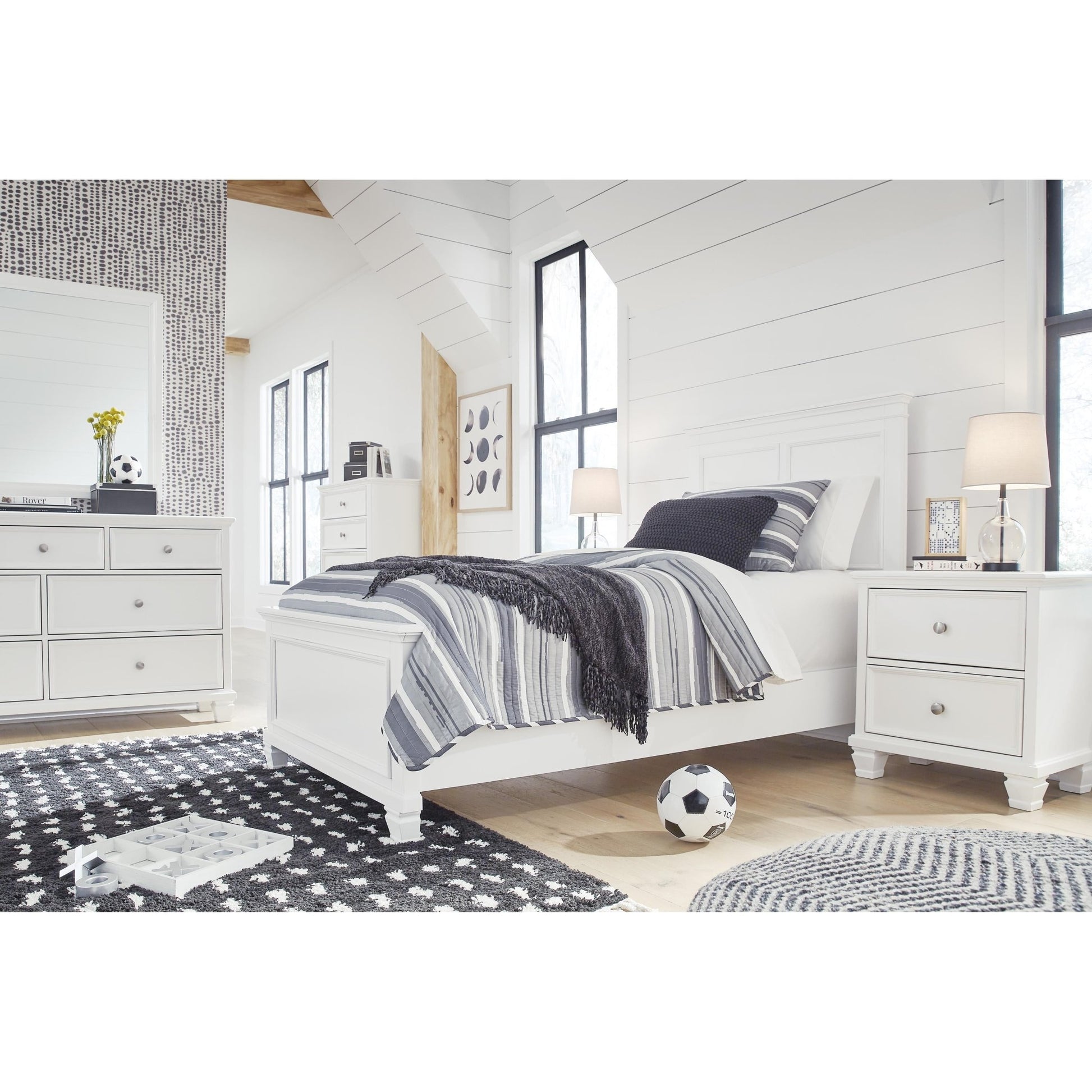 Signature Design by Ashley Fortman B680B6 Twin Panel Bed - American Furniture of Slidell