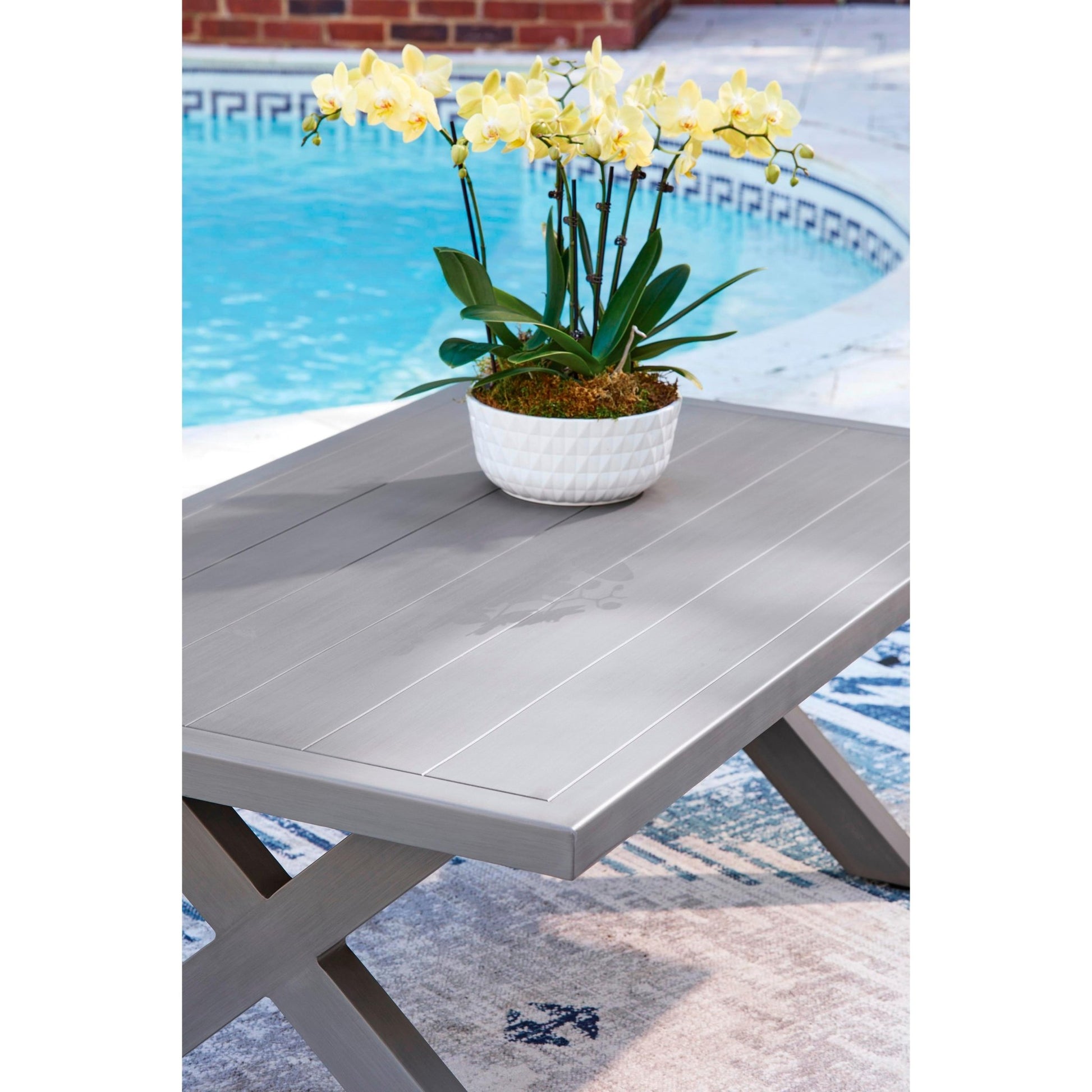 Signature Design by Ashley Half Moon Beach PCP418 - 701 Rectangular Cocktail Table - American Furniture of Slidell