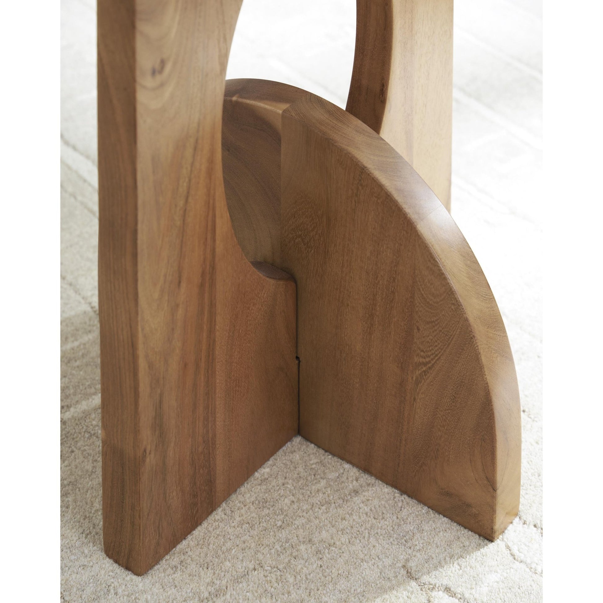 Signature Design by Ashley Hollbourne A4000723 Accent Table - American Furniture of Slidell