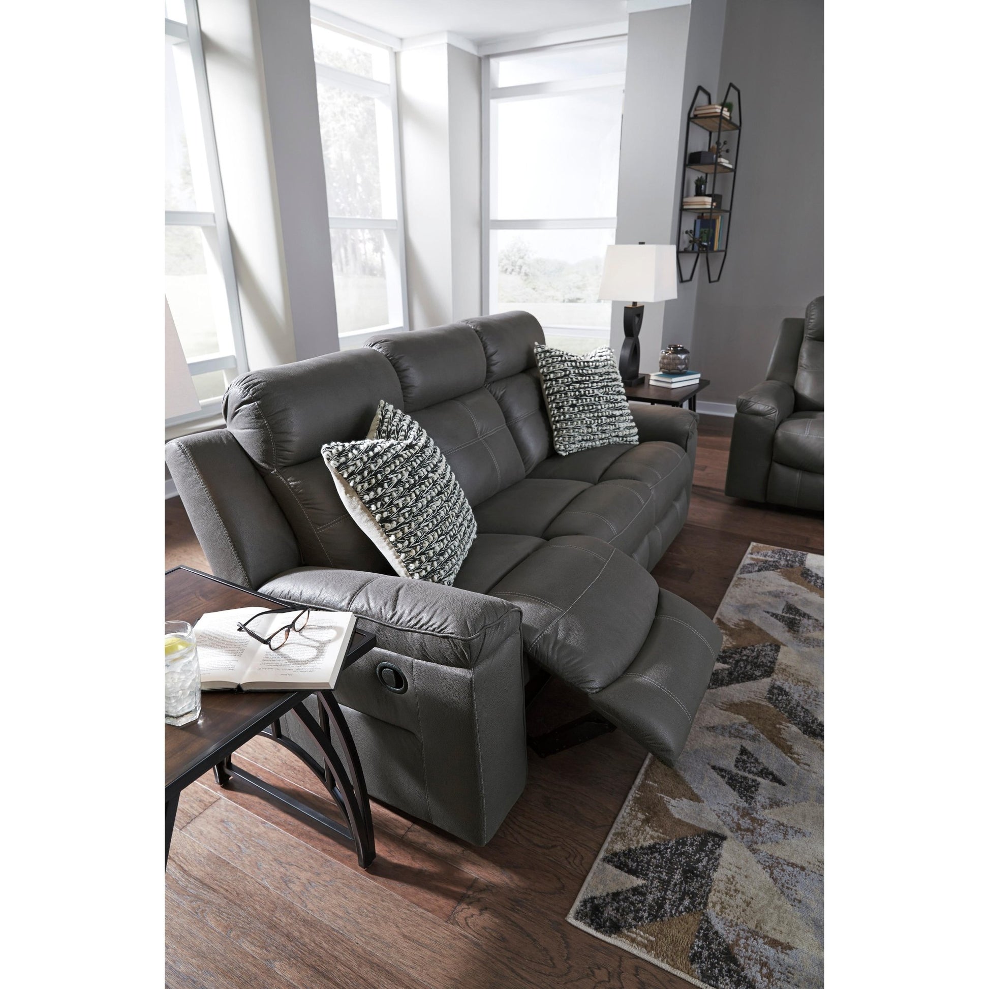 Signature Design by Ashley Jesolo 8670588C Reclining Sofa - American Furniture of Slidell