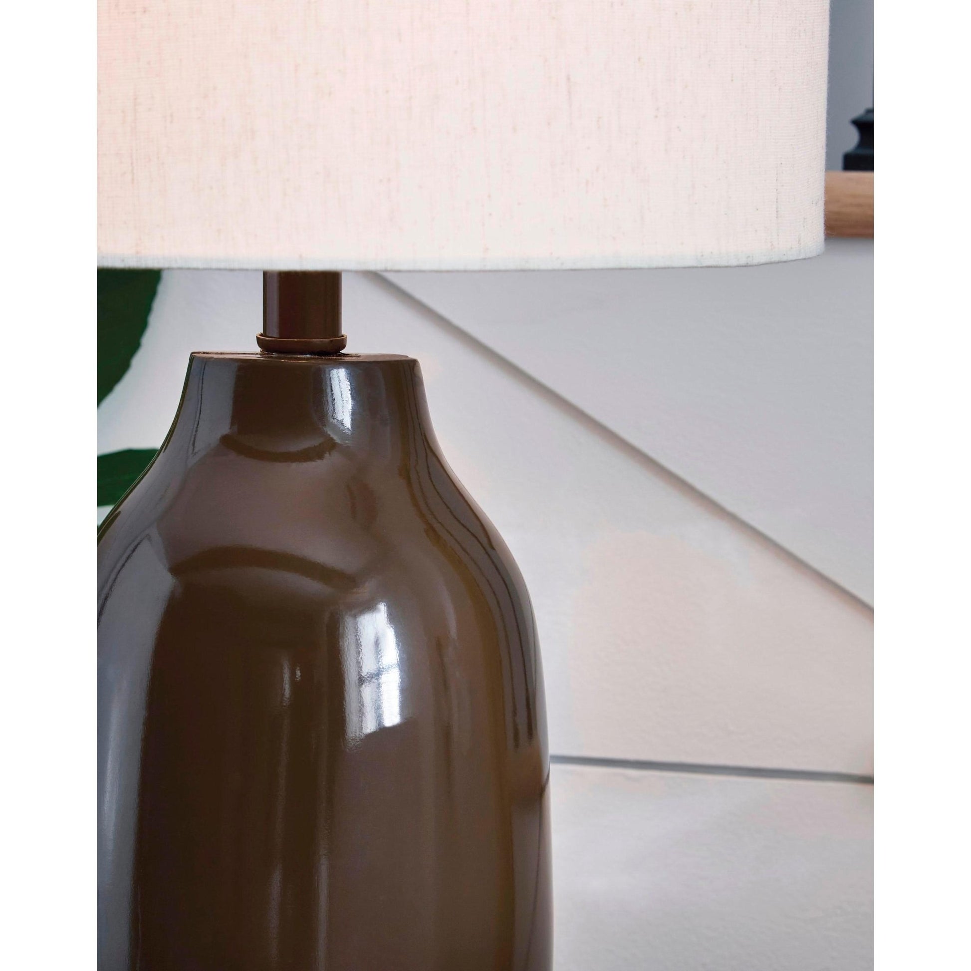 Signature Design by Ashley Jyler Table Lamp L100904 - American Furniture of Slidell