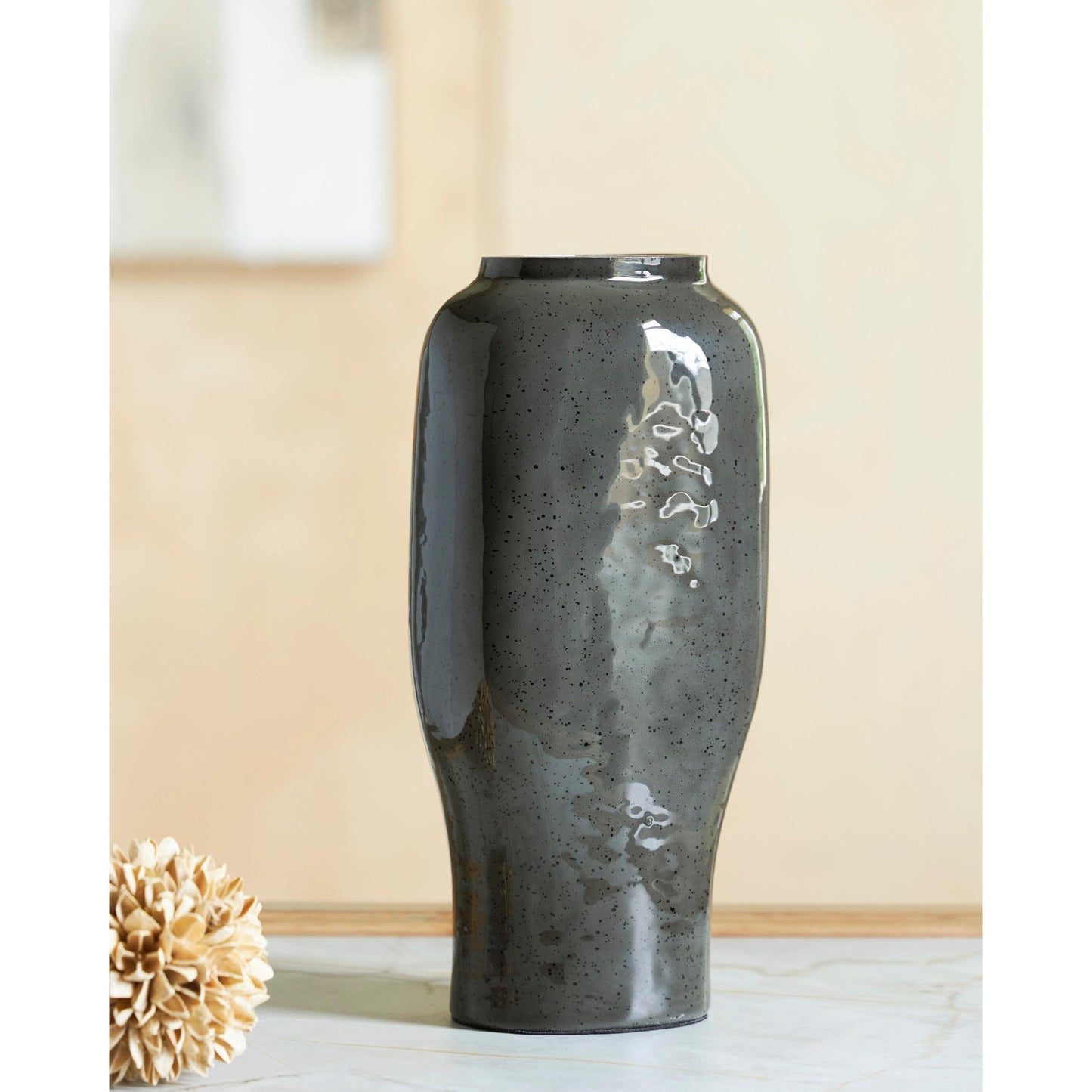 Signature Design by Ashley Kierlain A2000808 Vase - American Furniture of Slidell