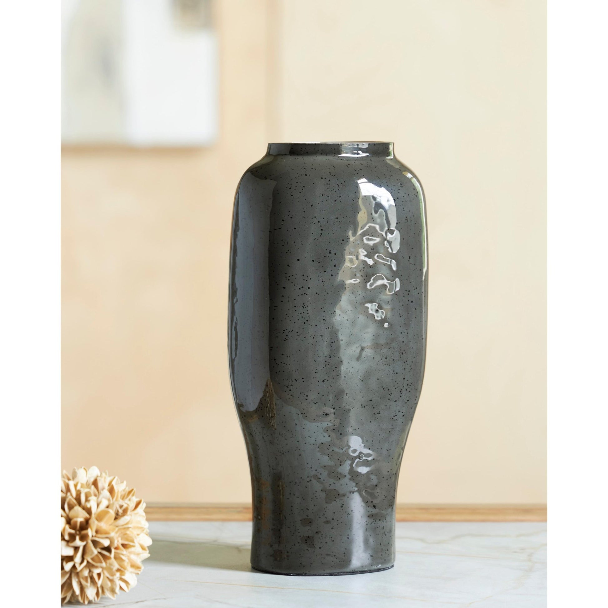 Signature Design by Ashley Kierlain A2000808 Vase - American Furniture of Slidell