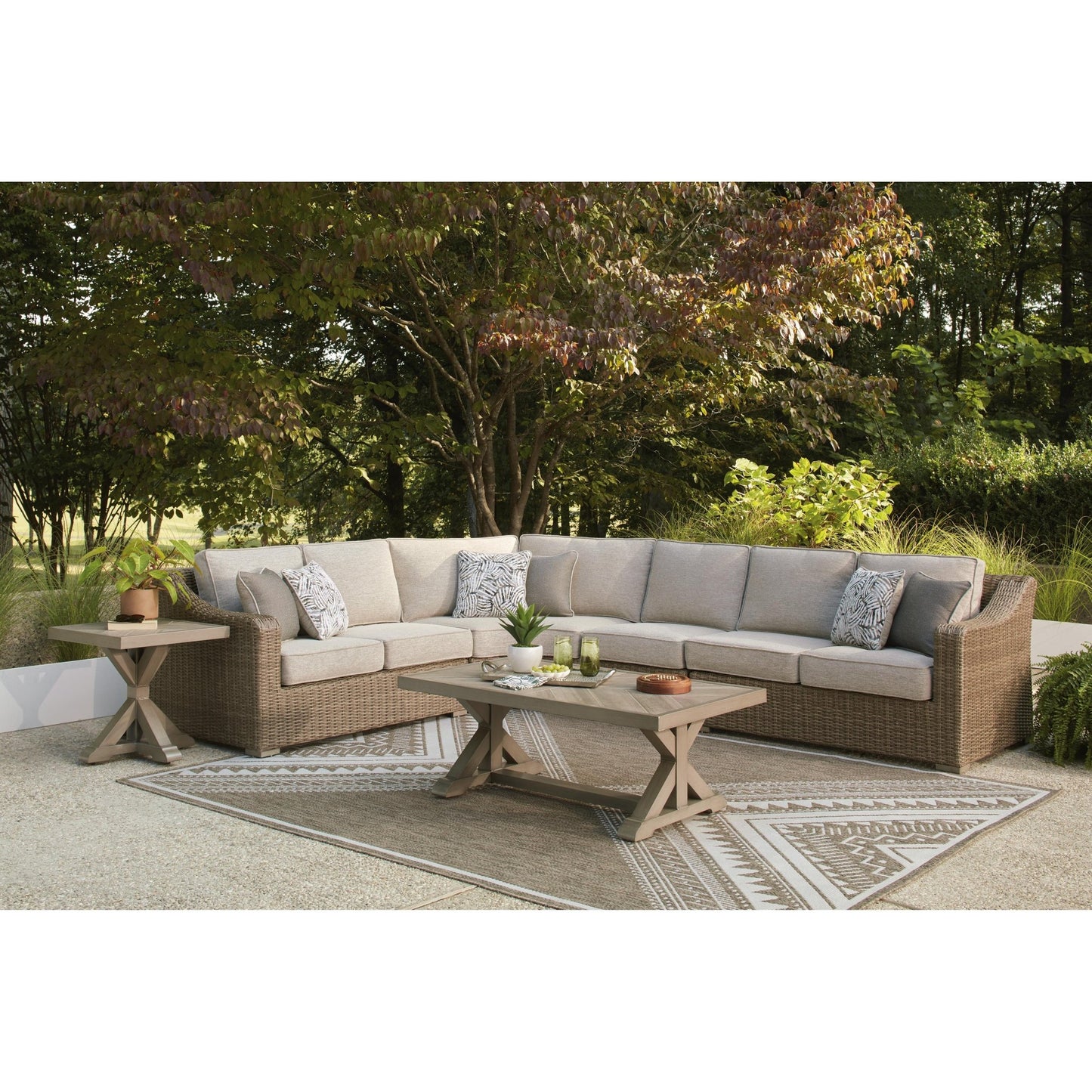 Signature Design by Ashley Laguna Heights PCP790 - 701 Rectangular Cocktail Table - American Furniture of Slidell