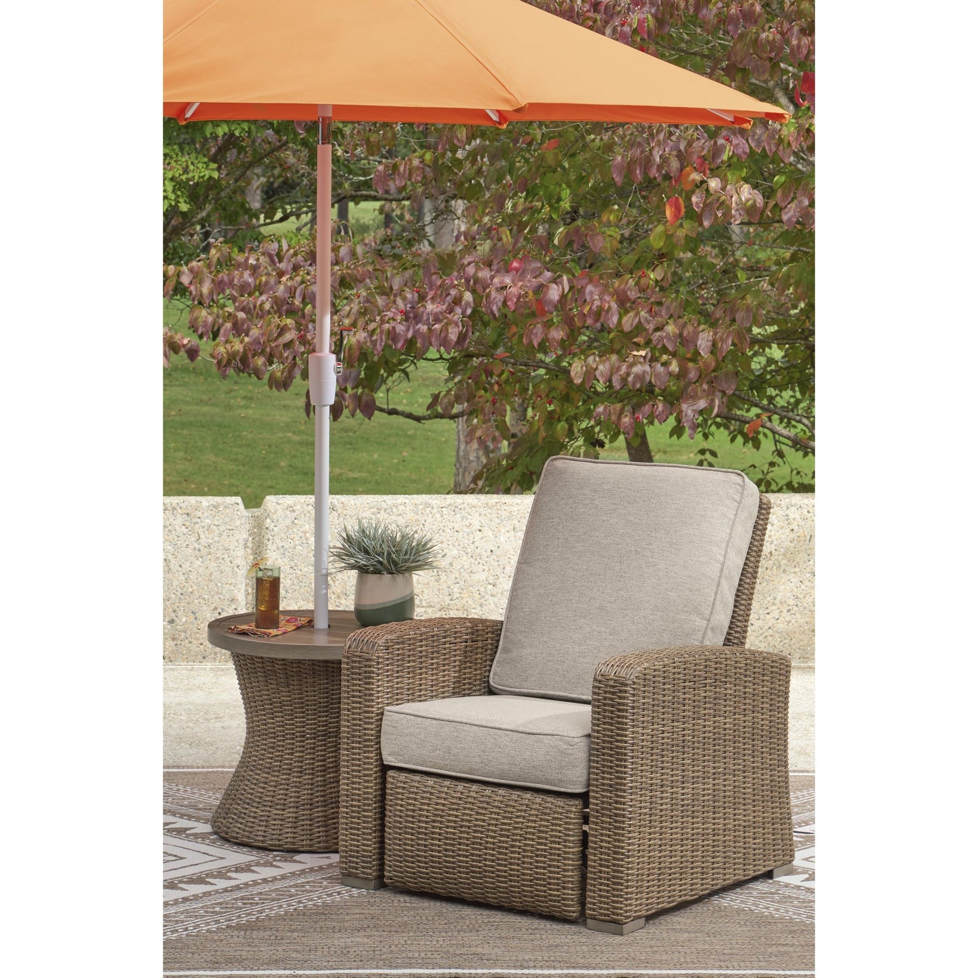 Signature Design by Ashley Laguna Heights PCP790 - 706 Round End Table with Umbrella Option - American Furniture of Slidell