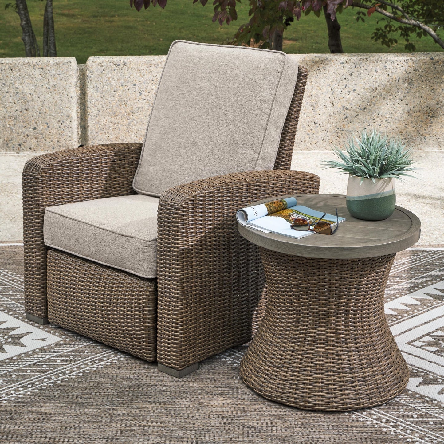 Signature Design by Ashley Laguna Heights PCP790 - 825 Recliner - American Furniture of Slidell