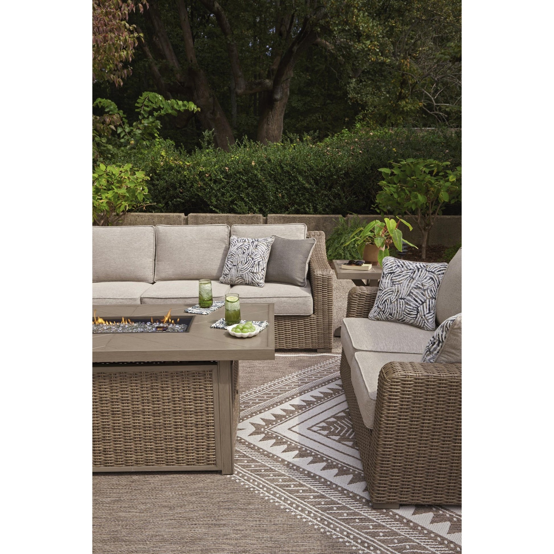 Signature Design by Ashley Laguna Heights PCP790 - 835 Loveseat with Cushion - American Furniture of Slidell
