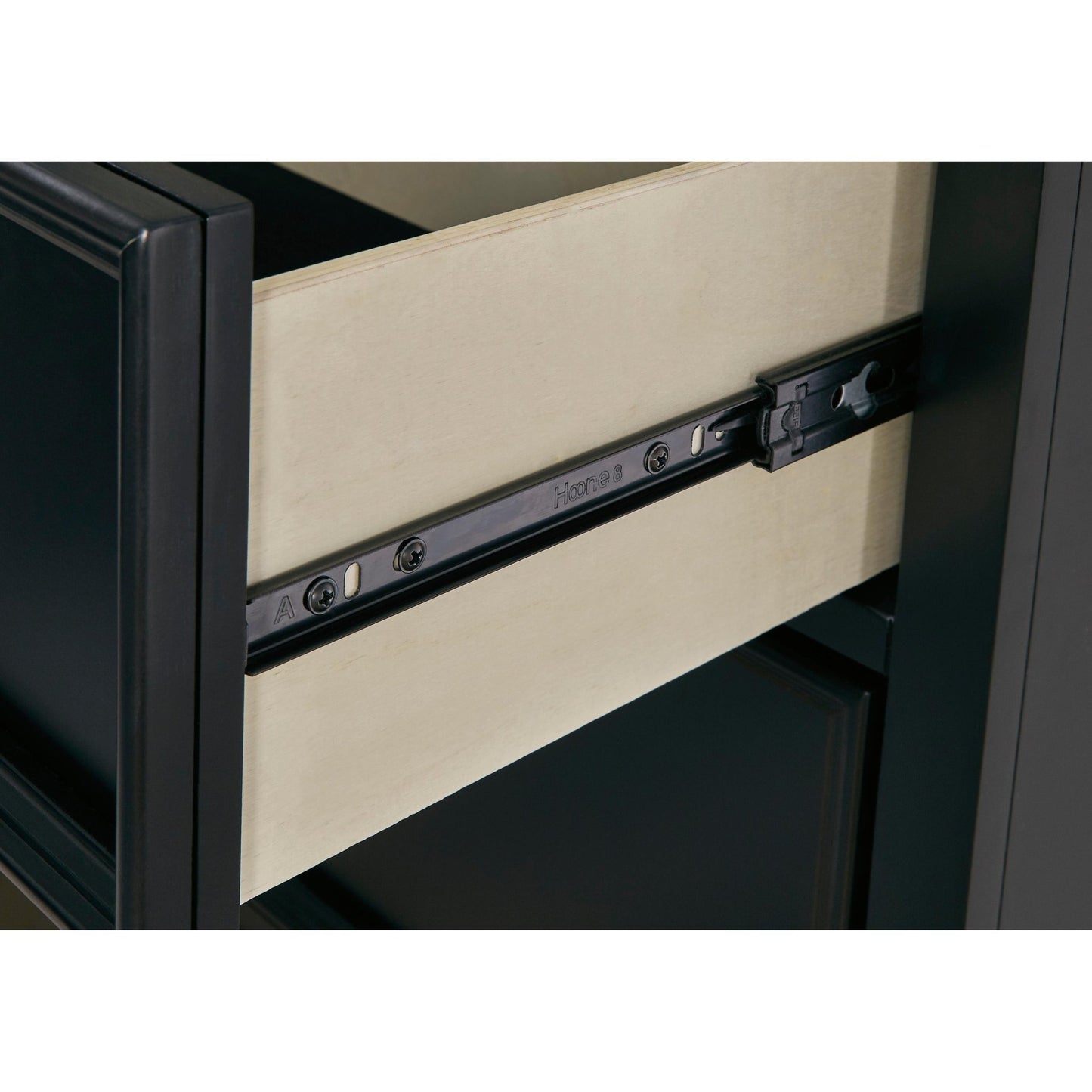 Signature Design by Ashley Lanolee B687 - 46 Five Drawer Chest - American Furniture of Slidell