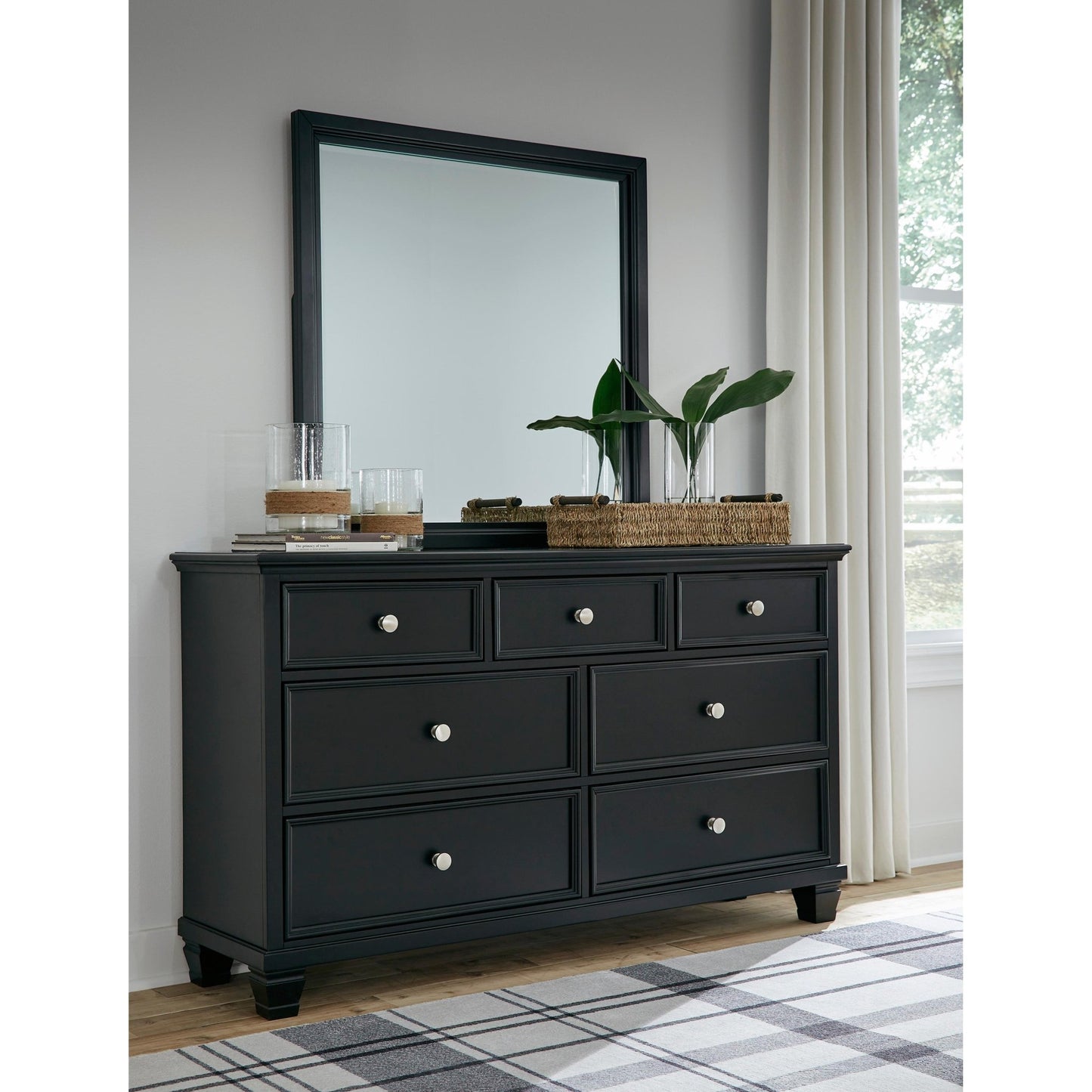 Signature Design by Ashley Lanolee B687B1 Dresser and Mirror - American Furniture of Slidell