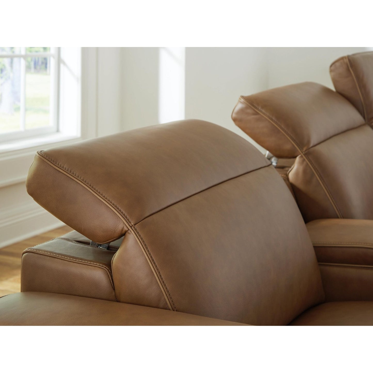 Signature Design by Ashley Magic Man Power Reclining Leather Match 6 pc Sectional PCU1070031/PCU1070046A/PCU1070057/PCU1070058/PCU1070062/PCU1070077 - American Furniture of Slidell