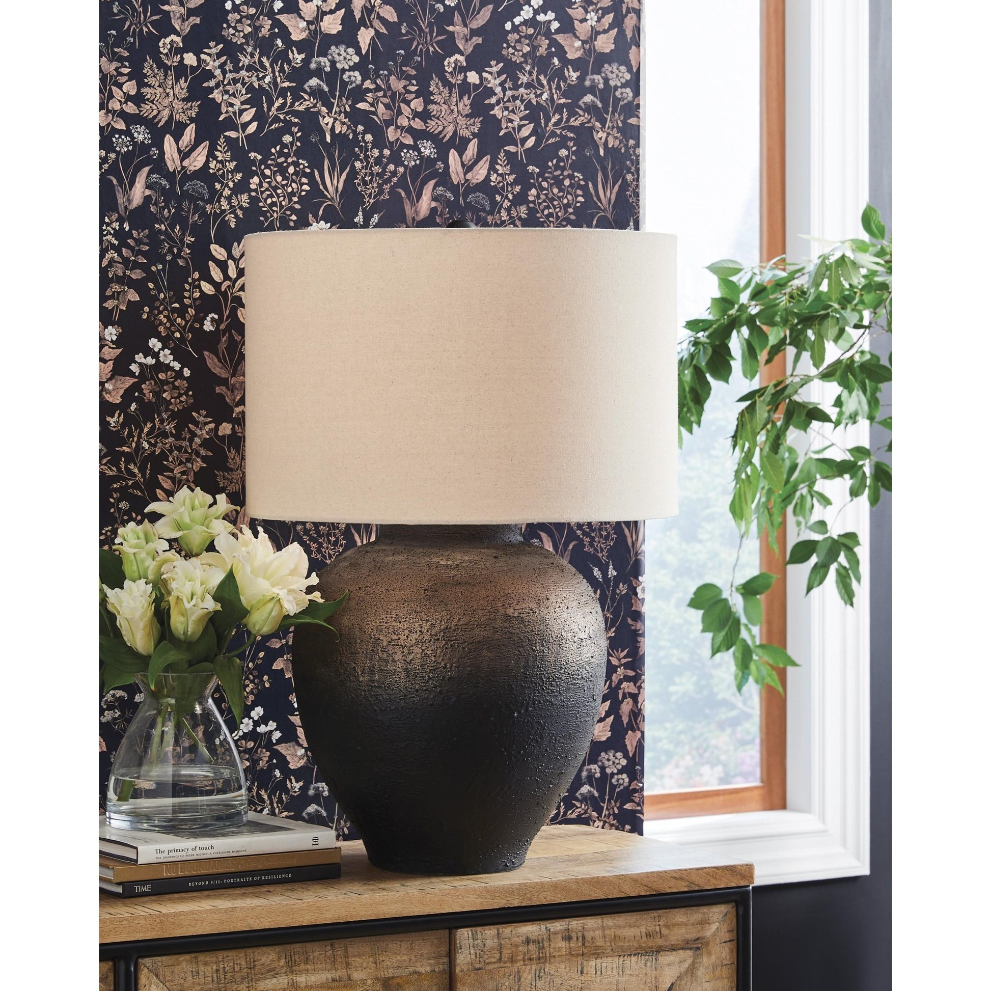 Signature Design by Ashley Newgerhard L207644 Metal Table Lamp - American Furniture of Slidell