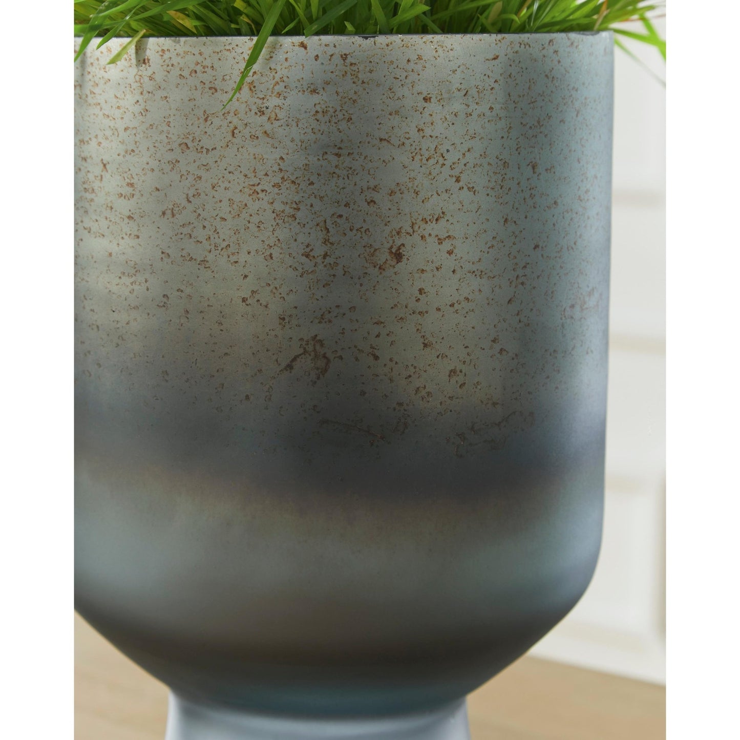Signature Design by Ashley Pennmore A2000813 Vase - American Furniture of Slidell