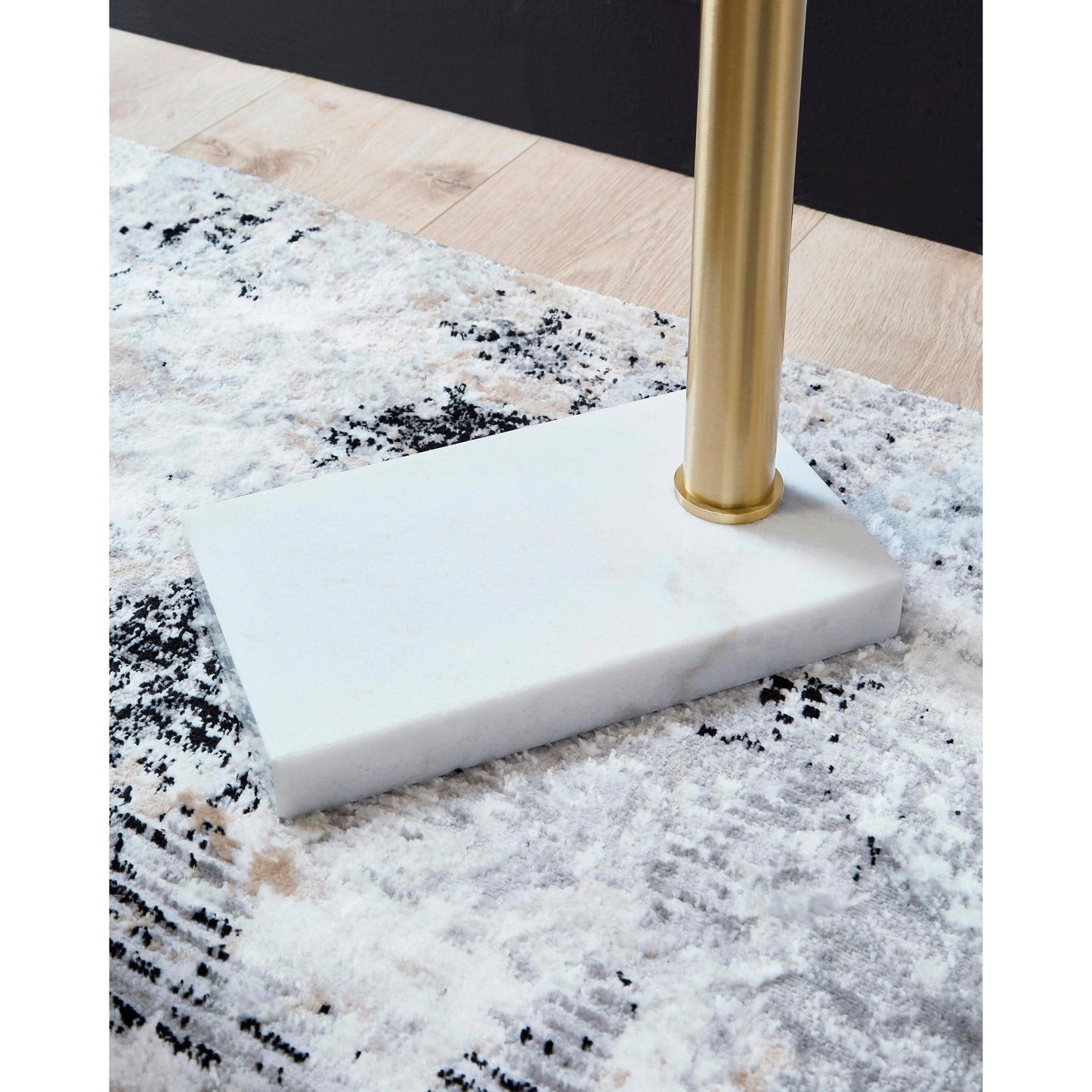 Signature Design by Ashley Santiford Floorstanding Lamp L206121 - American Furniture of Slidell
