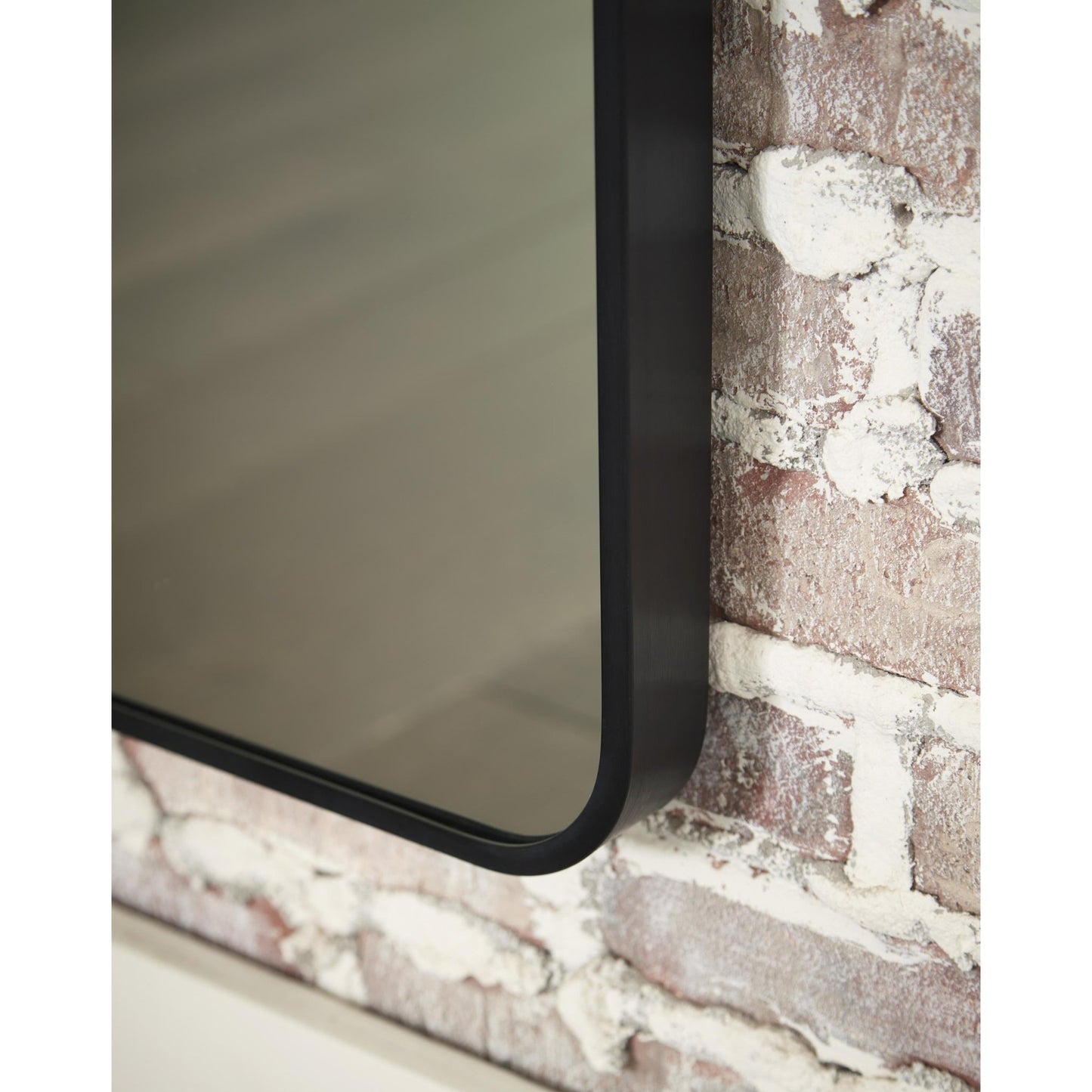 Signature Design by Ashley Sethall A8010307 Floor Mirror - American Furniture of Slidell