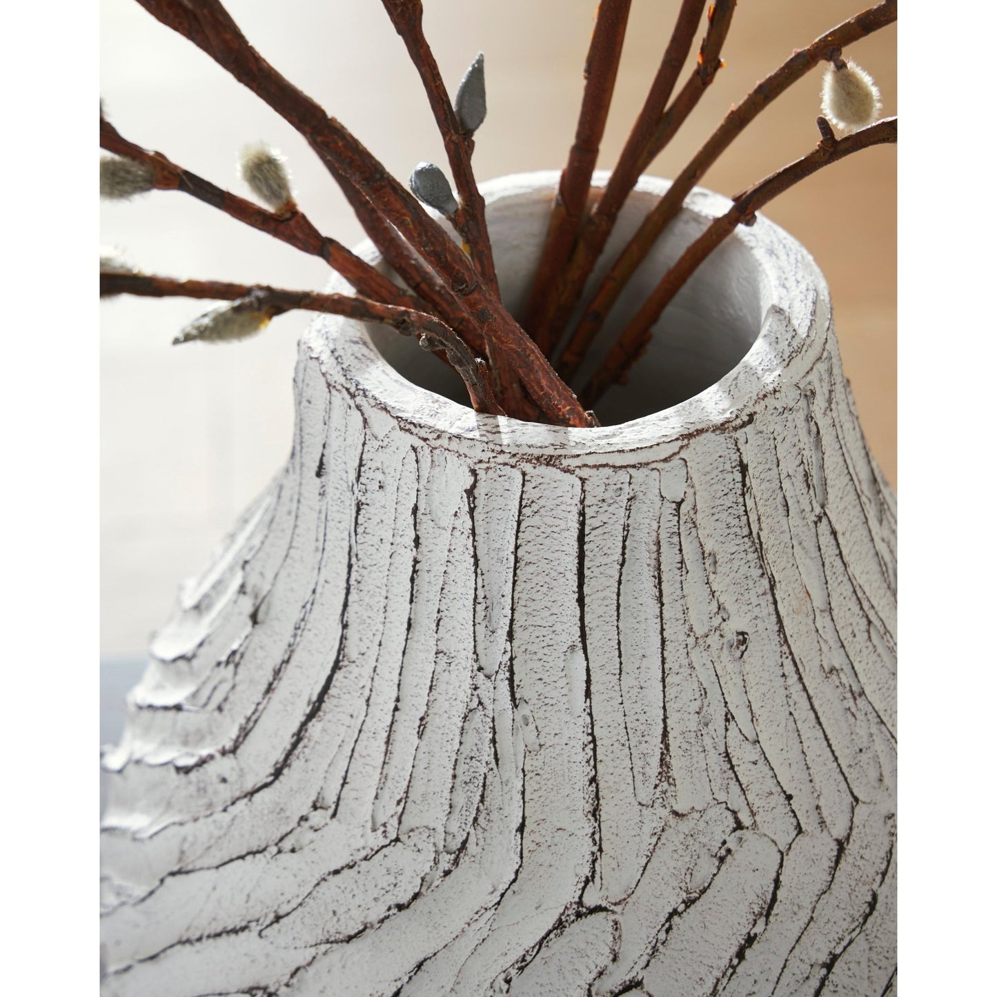 Signature Design by Ashley Shelvie A2000849 Vase - American Furniture of Slidell