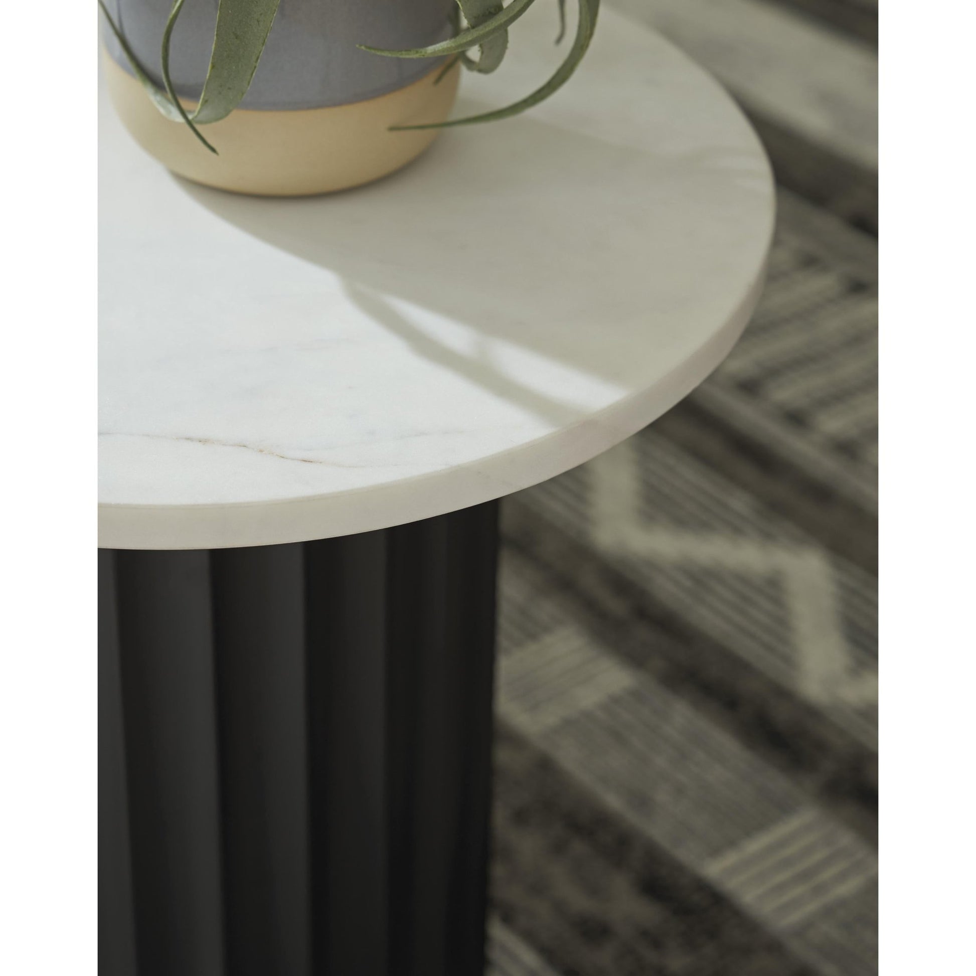 Signature Design by Ashley Wainstone A4000724 Accent Table - American Furniture of Slidell