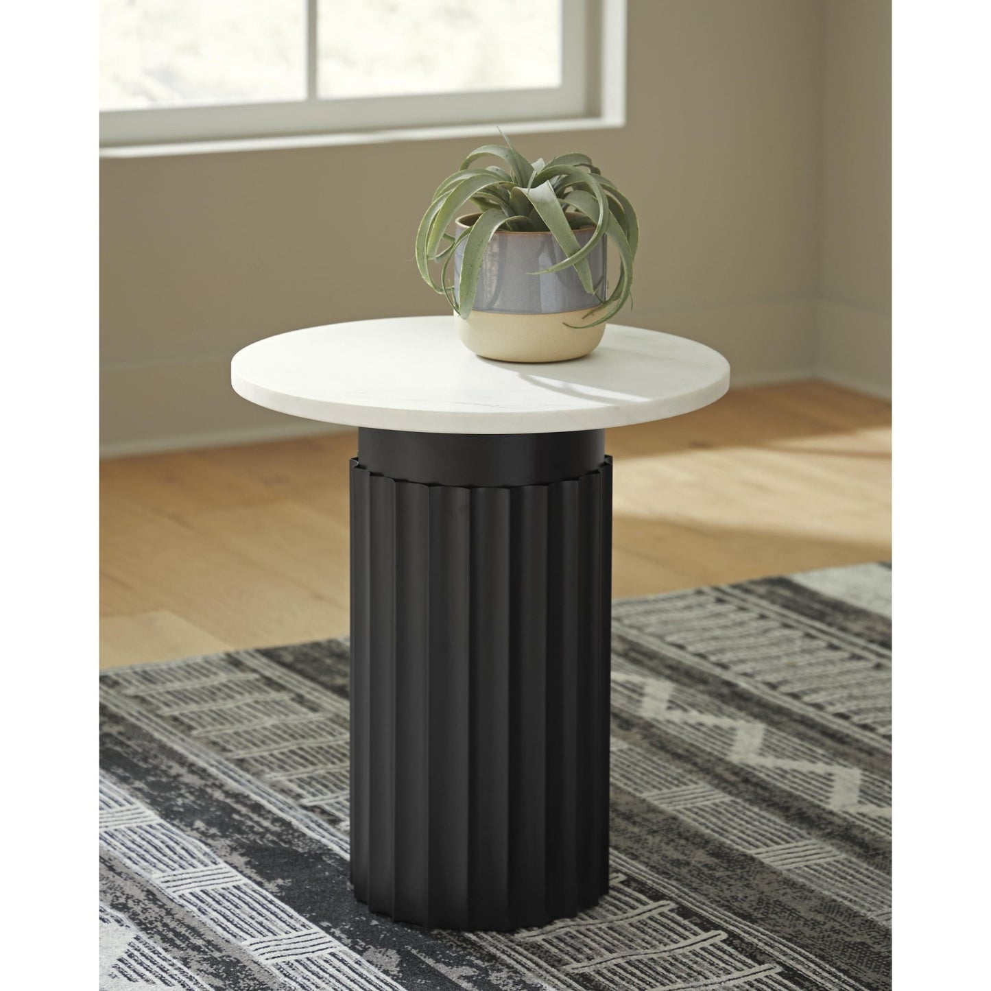 Signature Design by Ashley Wainstone A4000724 Accent Table - American Furniture of Slidell