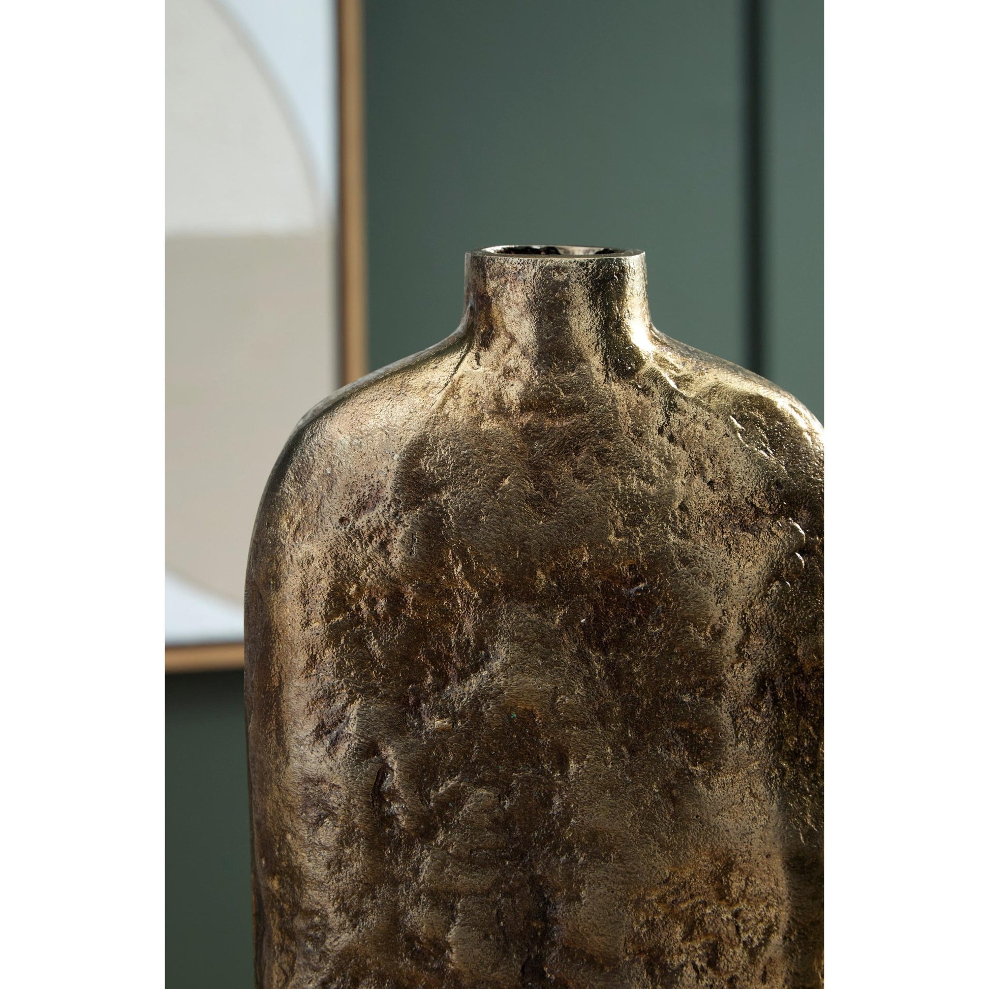 Signature Design by Ashley Wallmond A2000821 Vase - American Furniture of Slidell