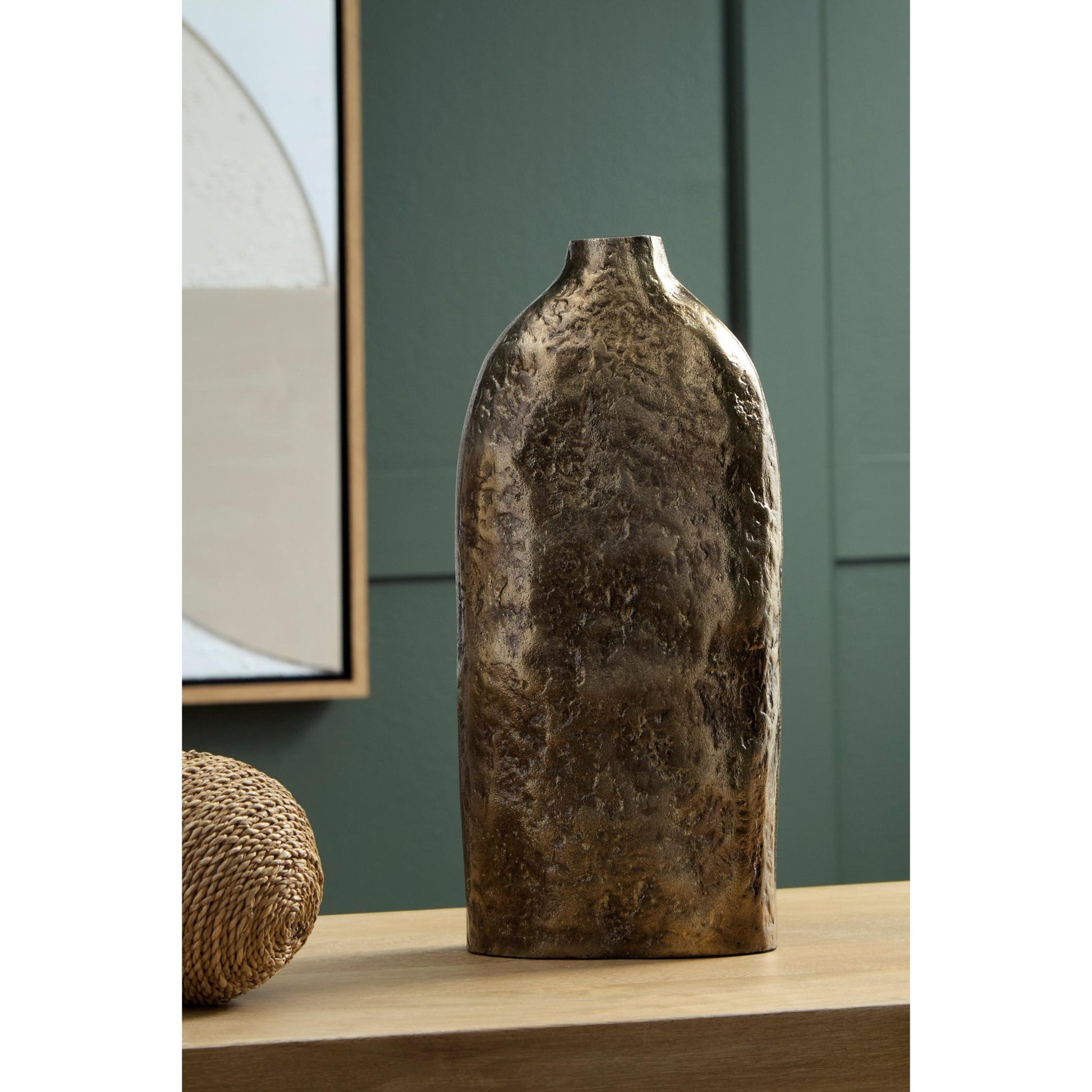Signature Design by Ashley Wallmond A2000822 Vase - American Furniture of Slidell