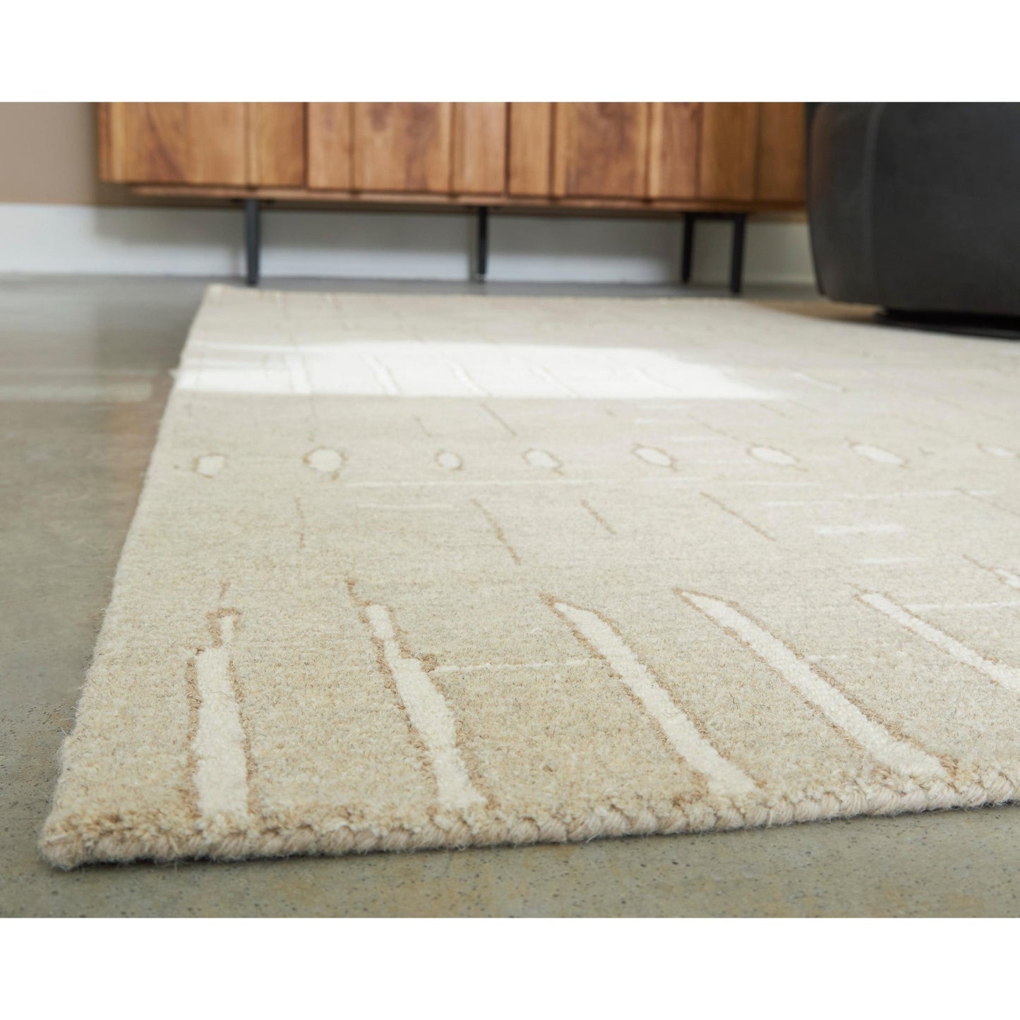 Signature Design by Ashley Wolbert R407661 Large Rug - American Furniture of Slidell