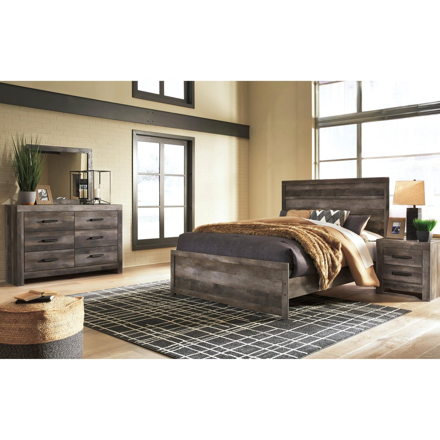 Signature Design by Ashley Wynnlow B440B25 6 pc Queen Panel Bedroom Set - American Furniture of Slidell