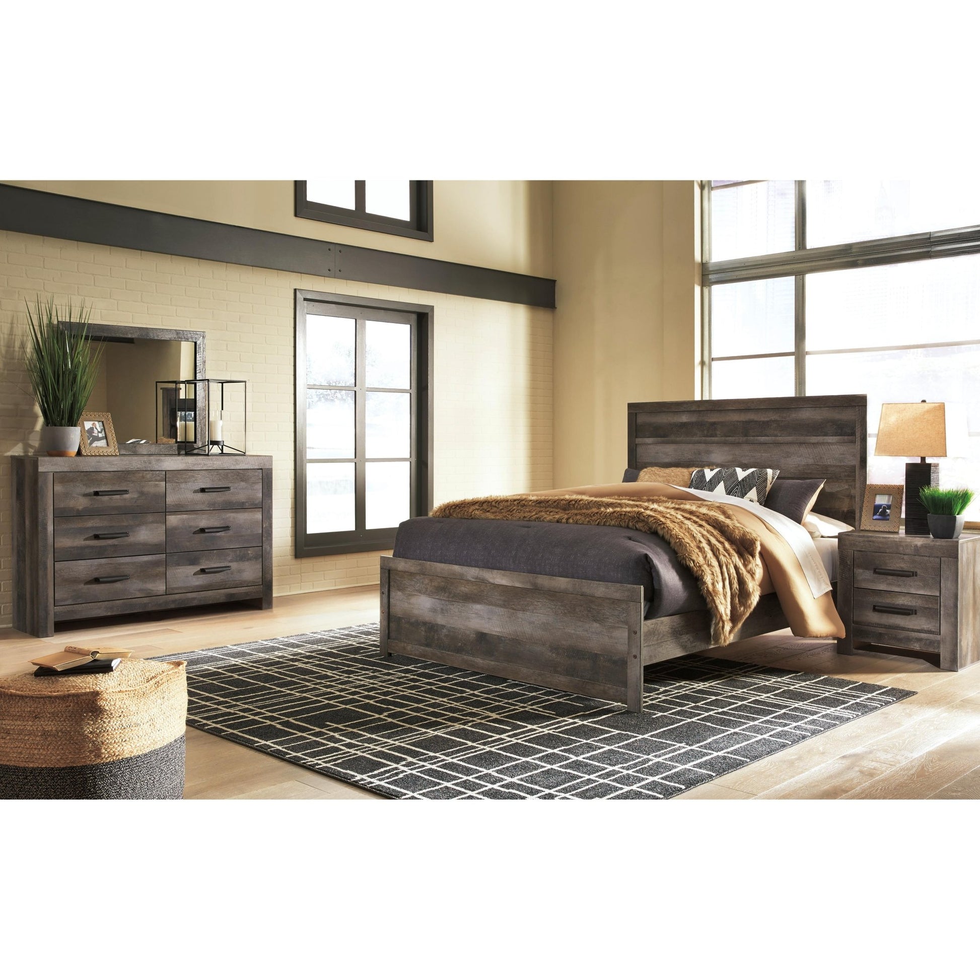Signature Design by Ashley Wynnlow B440B25 6 pc Queen Panel Bedroom Set - American Furniture of Slidell