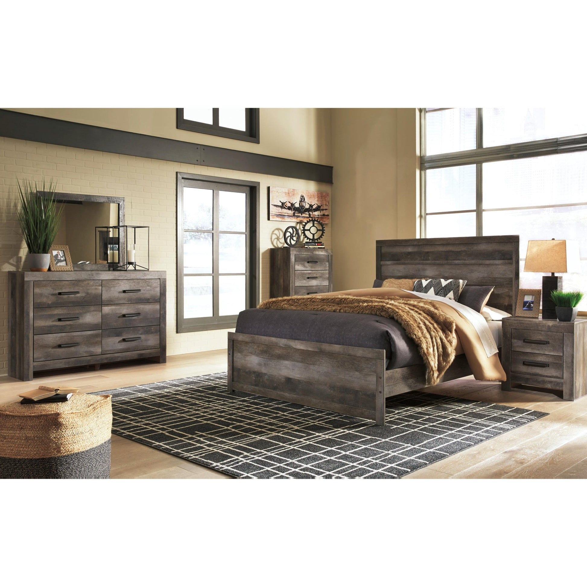Signature Design by Ashley Wynnlow B440B41 8 pc Queen Panel Bedroom Set - American Furniture of Slidell