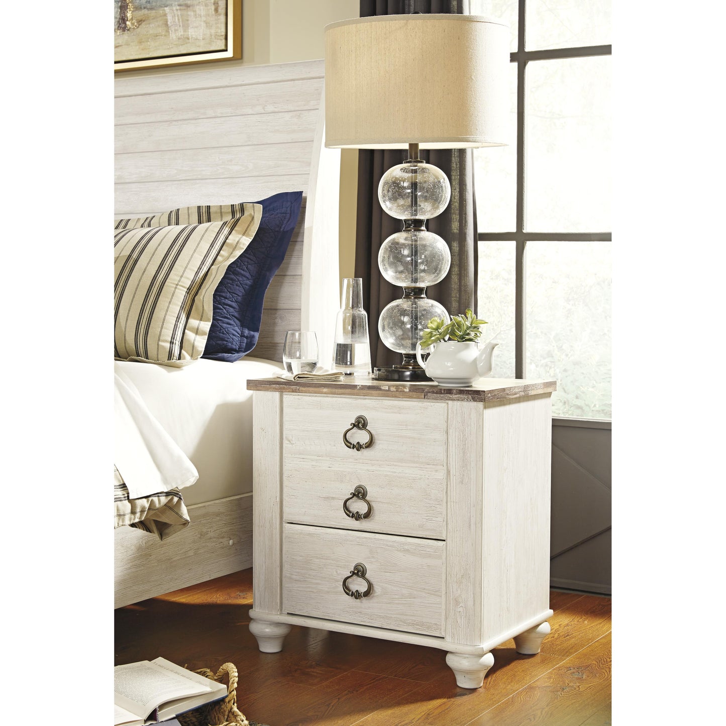 Signature Design by Ashley Willowton 2-Drawer Nightstand B267-92