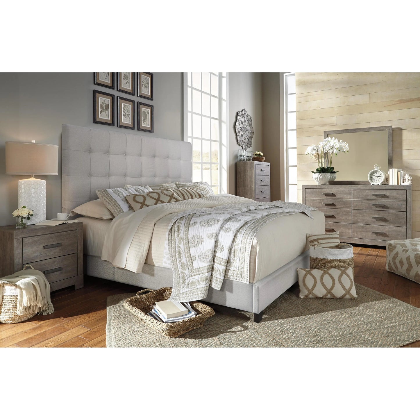Signature Design by Ashley Culverbach Dresser Mirror B070-36