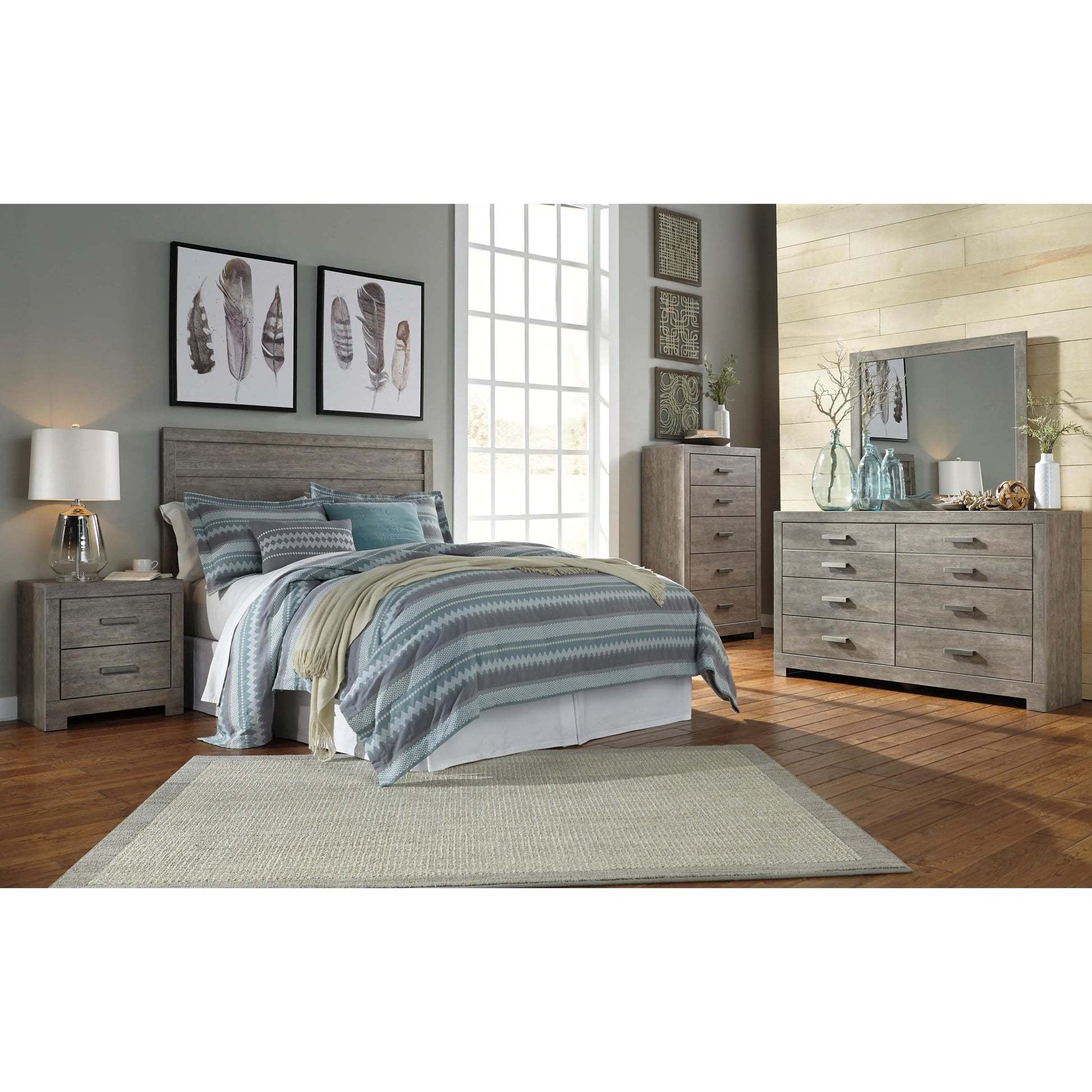 Signature Design by Ashley Culverbach Dresser Mirror B070-36