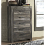 Signature Design by Ashley Wynnlow 5-Drawer Chest B440-46