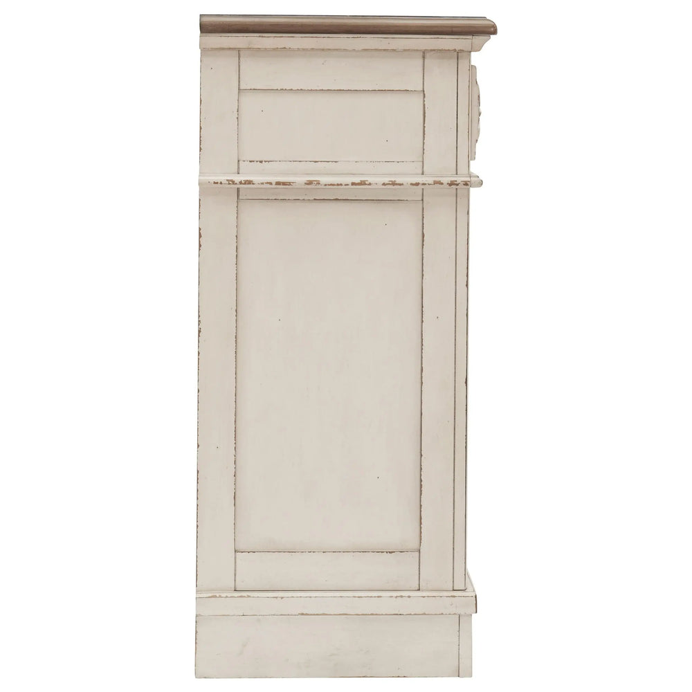 Signature Design by Ashley Realyn 7-Drawer Dresser B743-31