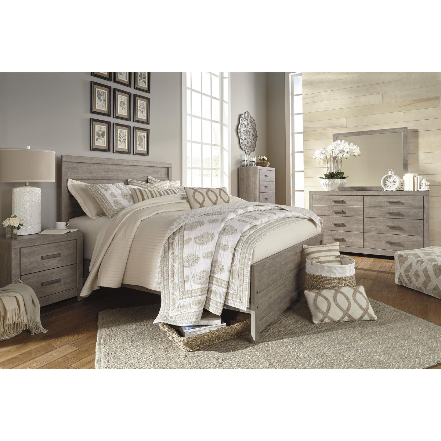 Signature Design by Ashley Culverbach Queen Panel Bed B070-71/B070-96