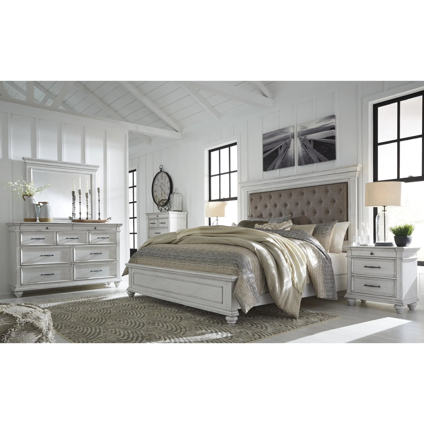 Benchcraft Kanwyn 9-Drawer Dresser with Mirror B777-31/B777-36