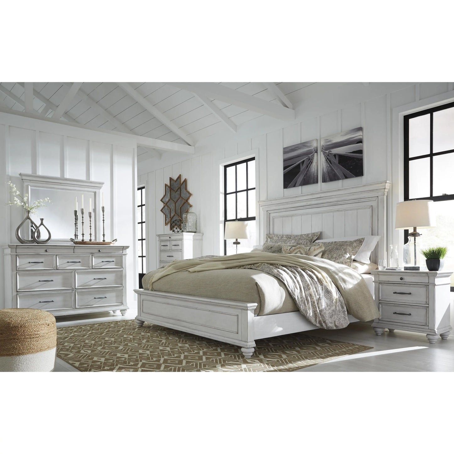 Benchcraft Kanwyn 9-Drawer Dresser with Mirror B777-31/B777-36