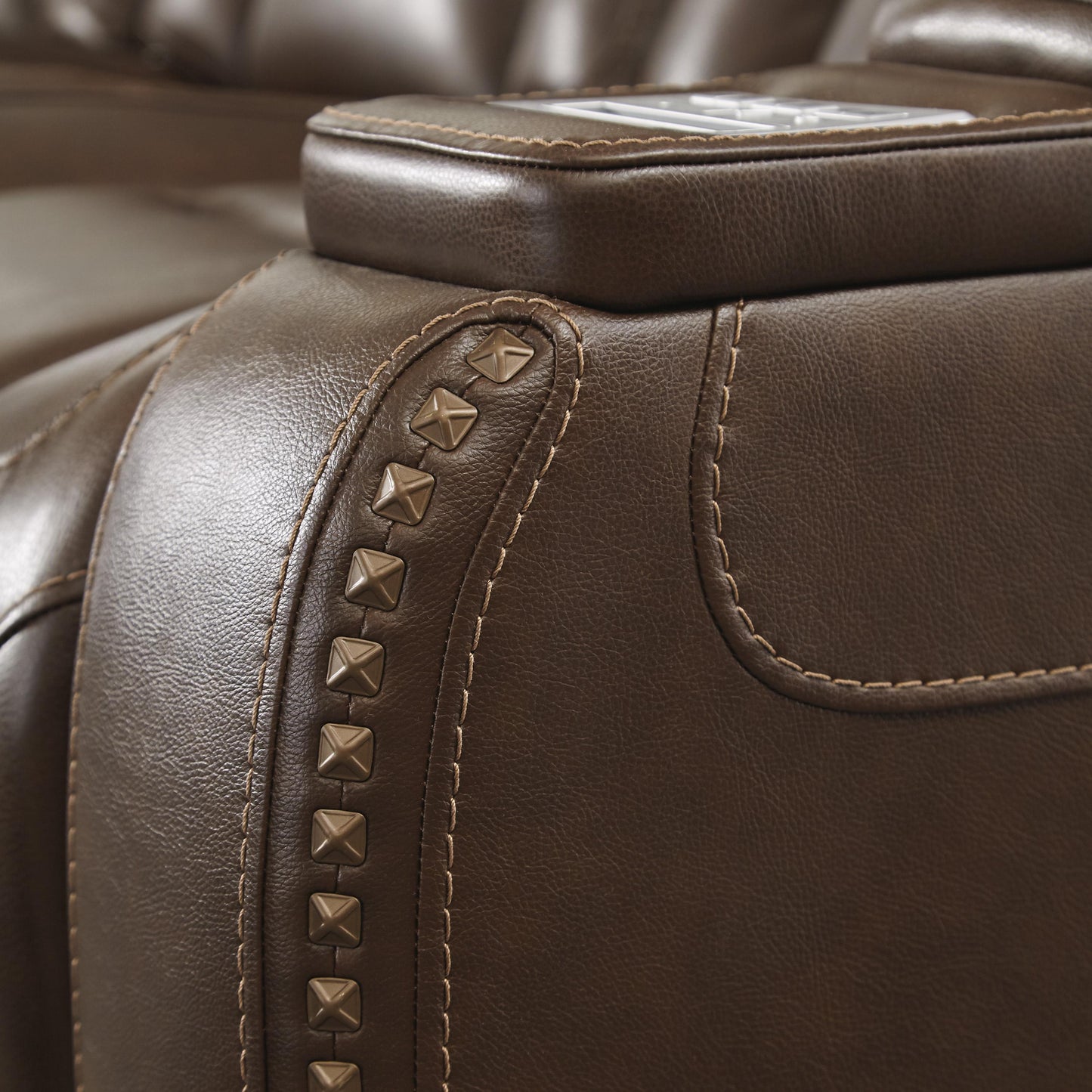 Signature Design by Ashley The Man-Den Power Reclining Leather Match Sofa U8530615