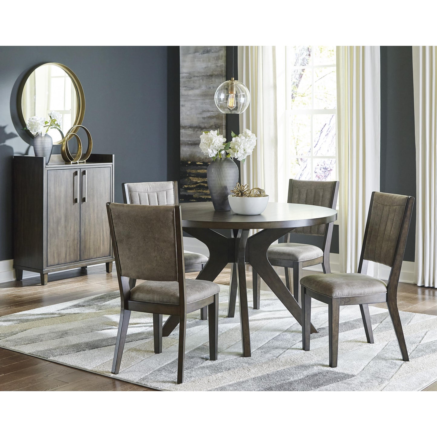 Signature Design by Ashley Round Wittland Dining Table with Pedestal Base D374-15